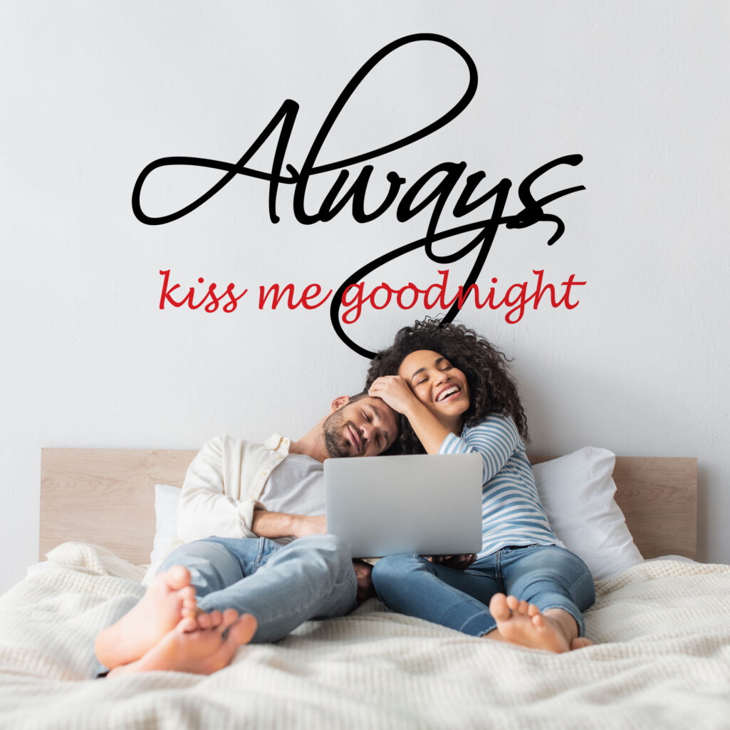 Αυτοκόλλητο τοίχου ALWAYS KISS ME