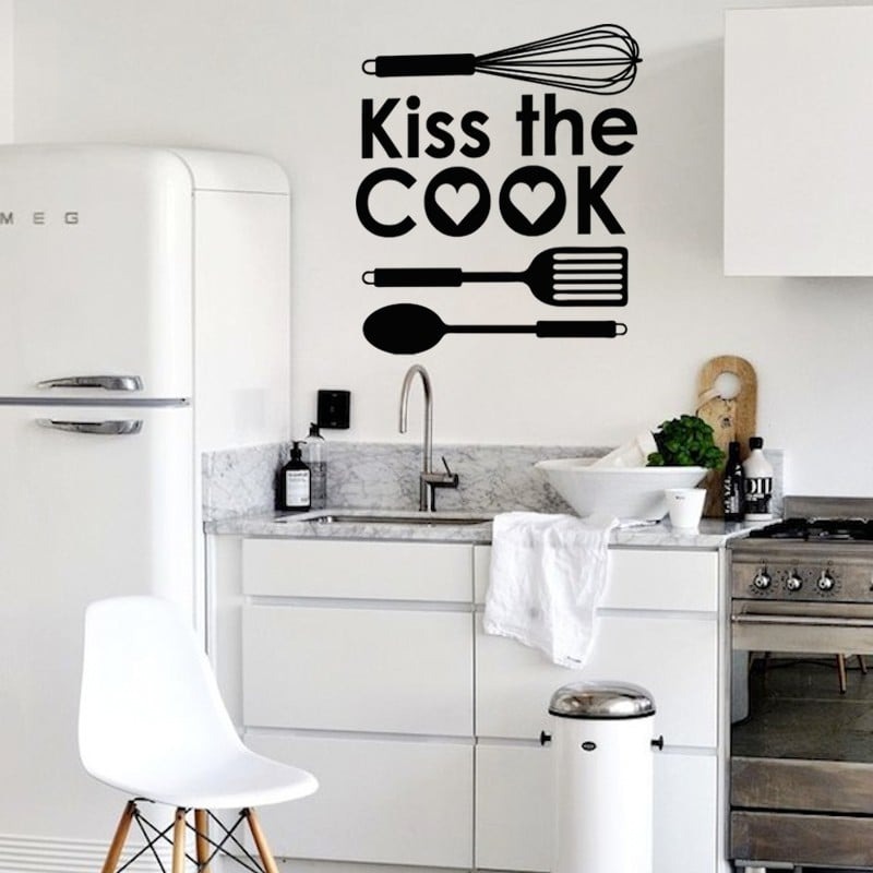 Aυτοκόλλητο τοίχου KISS THE COOK