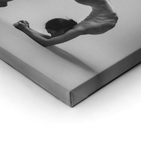 Πινακας σε καμβά BLACK AND WHITE STRETCHING - Αθληματα και Χομπυ Sticky 2