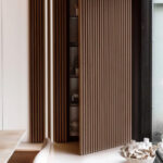 Διακοσμητικό panel τοίχου με 3D πηχακια 08 RESIDENCE πλατος 12.2cm x υψος 2.90m DARK BROWN OAK