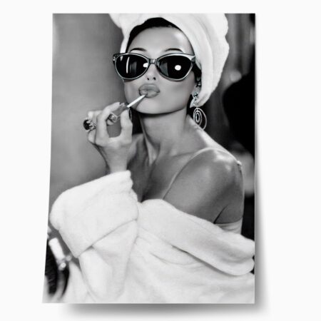 Πόστερ AUDREY HEPBURN LIPSTICK - Πορτραιτα - Φιγουρες Sticky 1