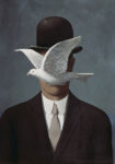 Πινακας σε καμβά MAGRITTE - MAN IN A BOWLER HAT