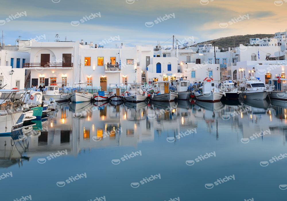 Πινακας σε καμβά NAOUSA PAROS 3