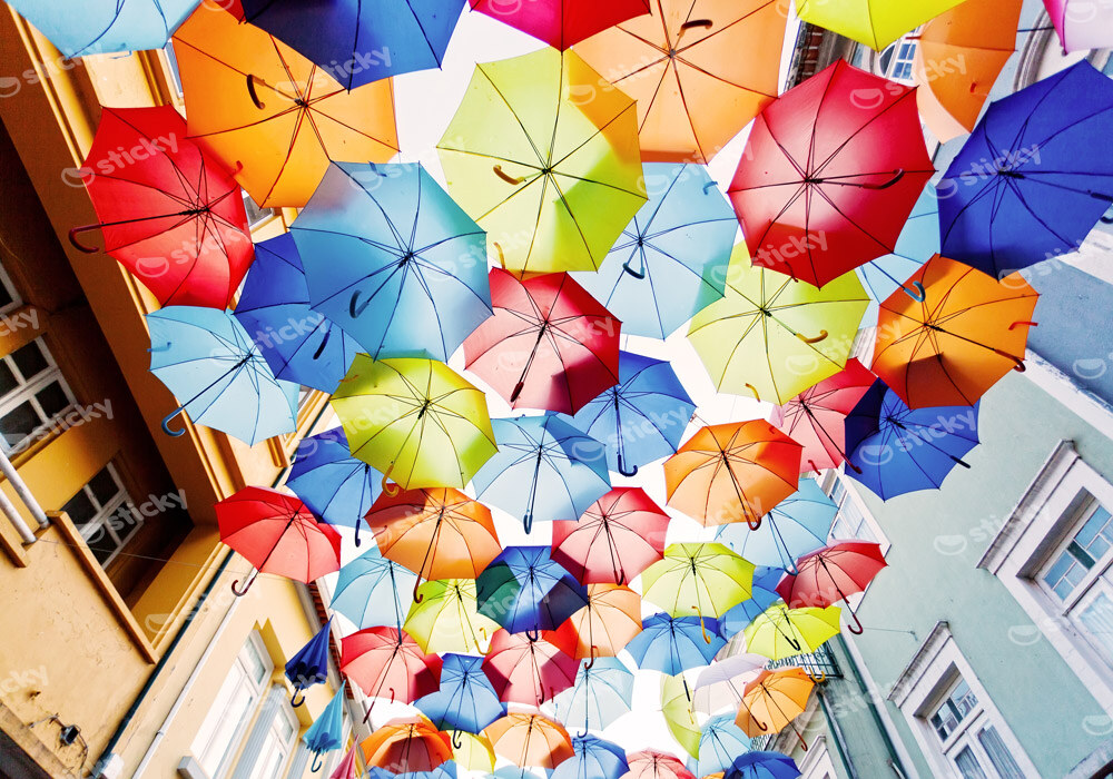 Πινακας σε καμβά COLORED UMBRELLAS